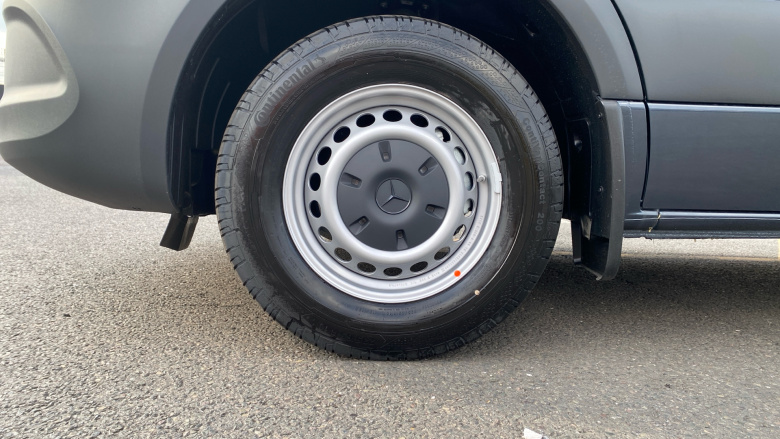 Mercedes-Benz Sprinter 315Cdi L2 Diesel Rwd 3.5t H2 Select Van